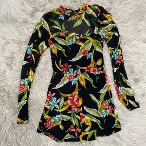Sexy Long sleeve floral romper. Size S